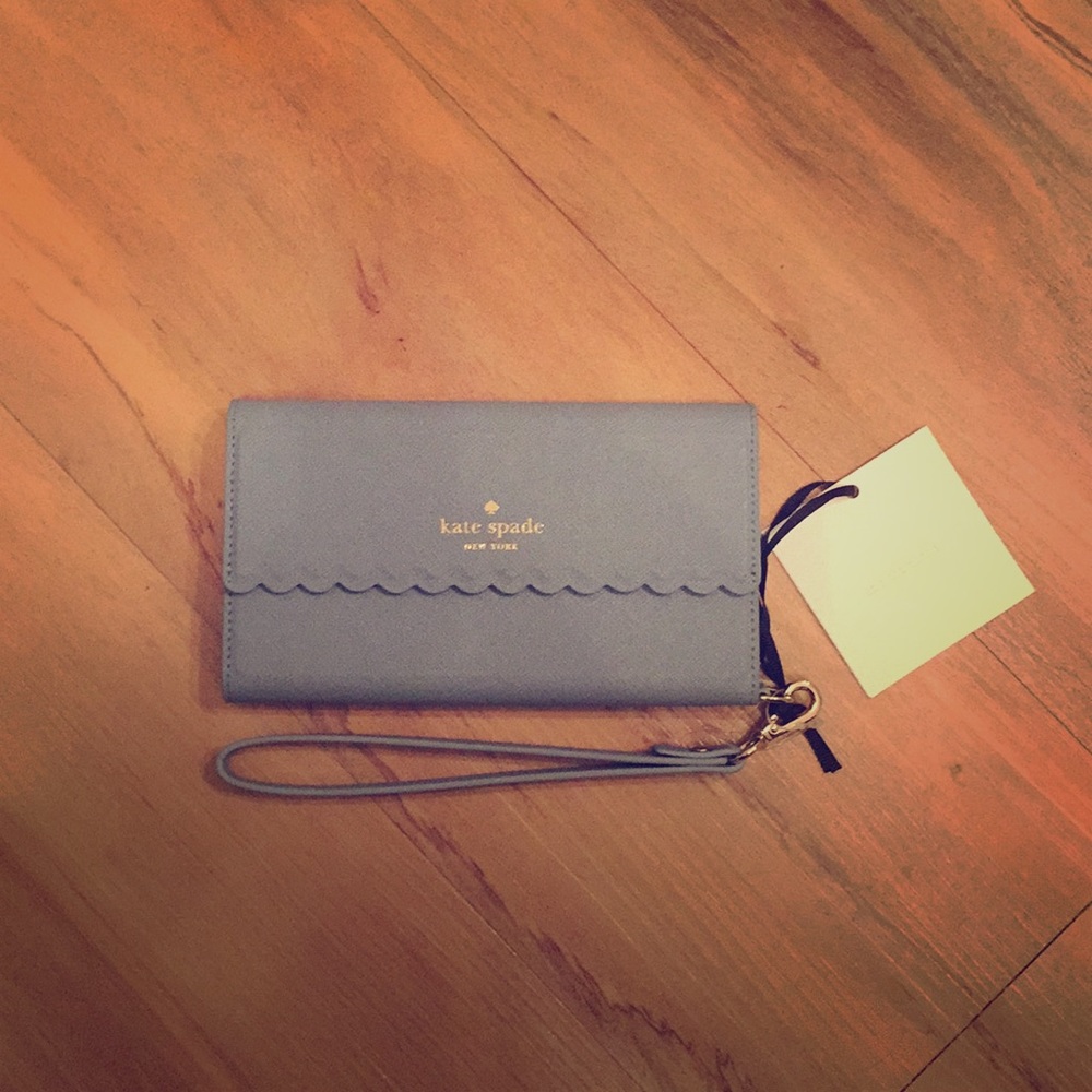 NWT Kate Spade Wristlet/iPhone case